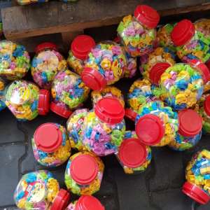 Peste 8.800 diverse bunuri, susceptibile a fi contrafăcute și zeci de mii de bunuri nedeclarate, confiscate în Portul Constanţa Sud Agigea