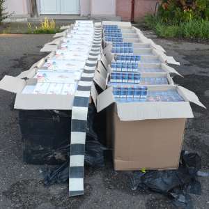 Acţiuni în forţă la frontieră pentru combaterea contrabandei cu ţigări: urmăriri şi focuri de armă pentru reţinerea contrabandiştilor, ţigări în valoare de aproximativ 450.000 lei, confiscate