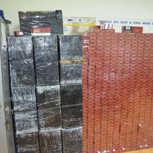 Cetățean român cercetat pentru contrabandă și 19.150 de pachete cu țigări confiscate la frontiera de nord