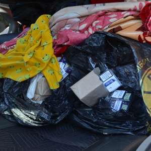 Cartușe cu ţigarete, descoperite într-un autoturism la Iași