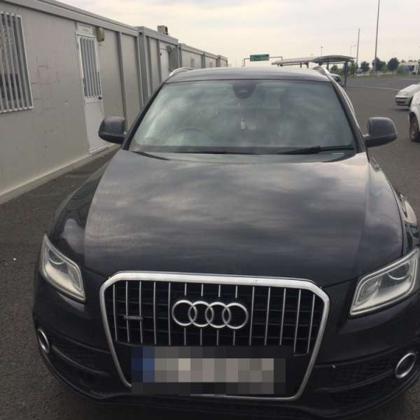 Autoturism căutat în Marea Britanie, descoperit de poliţiştii de frontieră