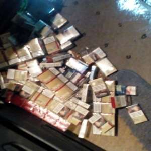 Țigări de contrabandă descoperite în bordul unui cap-tractor