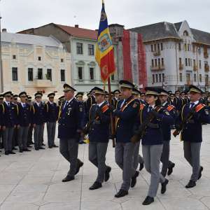 263 de absolvenți ai Şcolii de Pregătire a Agenţilor Poliţiei de Frontieră Avram Iancu Oradea debutează ca polițiști de frontieră