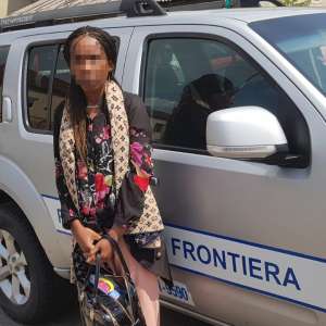 Un cetăţean Congo cu documentele altei persoane, depistat la frontieră, în complicitate cu un cetăţean francez