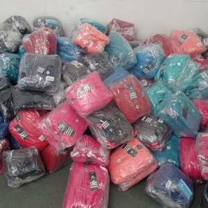 Bunuri susceptibile a fi contrafăcute, confiscate de polițiștii de frontieră din cadrul P.T.F. Giurgiu