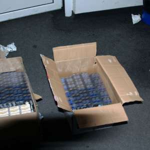 Țigări de contrabandă, descoperite la P.T.F. Oancea   