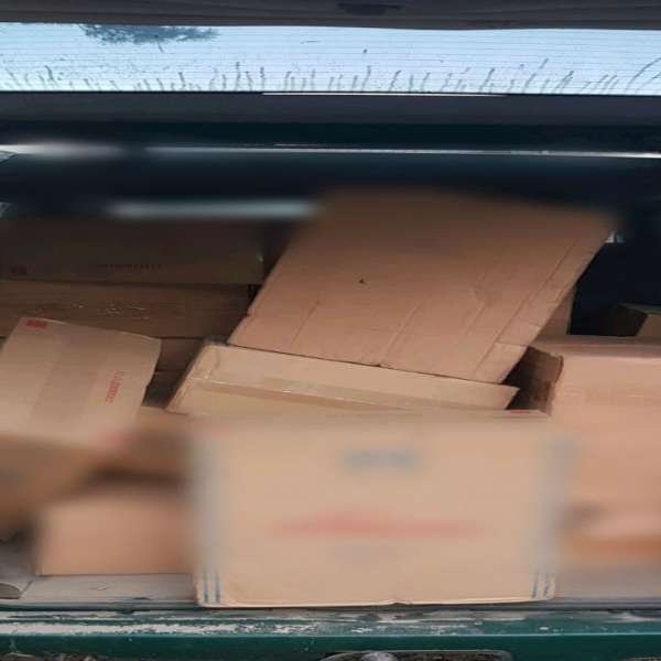 Aproximativ 24.500 de pachete cu ţigări de contrabandă descoperite la frontiera cu R. Moldova