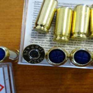 Pistol cu gaze descoperit ascuns într-un autoturism la P.T.F. Calafat