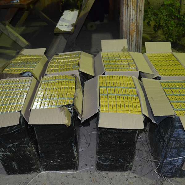 Țigări de contrabandă confiscate la frontiera de nord