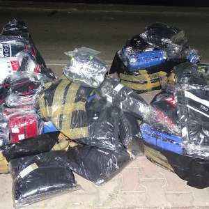 Mii de bunuri susceptibile a fi contrafăcute, confiscate de polițiștii de frontieră din cadrul P.T.F. Giurgiu