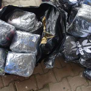 Mii de bunuri susceptibile a fi contrafăcute, confiscate de polițiștii de frontieră din cadrul P.T.F. Giurgiu