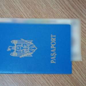 Cetăţean din Republica Moldova cercetat pentru dare de mită