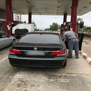 Autoturism căutat de autorităţile din Ungaria, descoperit de poliţiştii de frontieră