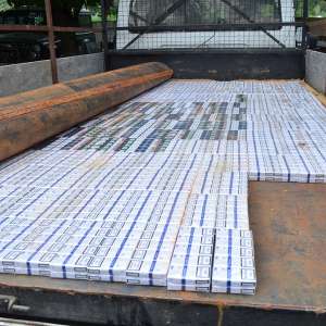 Peste 5.000 pachete cu țigări confiscate la frontiera de nord