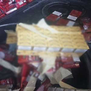 Aproximativ 36.500 țigarete de contrabandă descoperite la frontieră