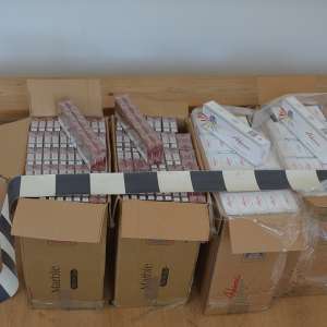 Aproximativ 8.000 pachete de țigări confiscate la frontiera de nord