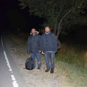 Doi cetățeni din Bangladesh, opriți la frontiera de nord a țării