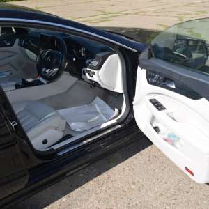 Autoturism de lux căutat de autorităţi, descoperit de poliţiştii de frontieră ieșeni