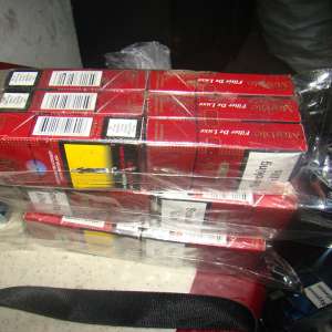 Țigări ascunse în rezervorul unui autoturism, depistate la frontieră