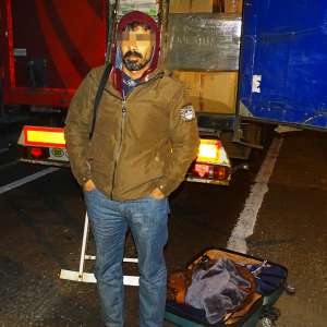 Cetățean irakian descoperit ascuns într-un camion la P.T.F. Giurgiu