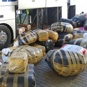 Aproximativ 1.400 de bunuri susceptibile a fi contrafăcute, descoperite la P.T.F. Giurgiu