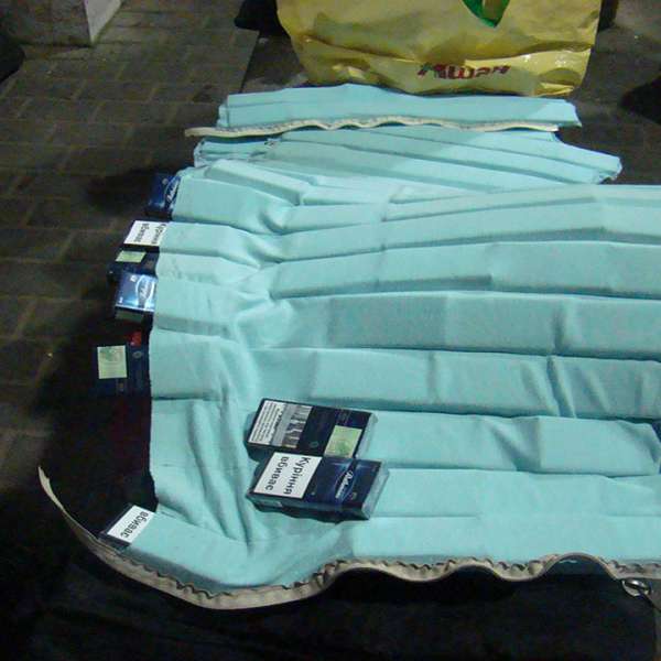 Peste 24.700 pachete cu țigări confiscate la frontiera de nord