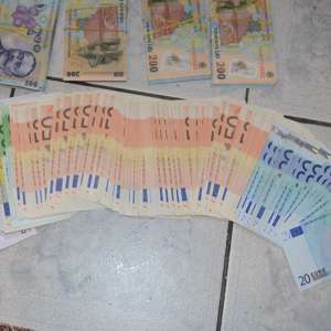 Grupuri infracţionale destructurate de poliţiştii de frontieră ieşeni