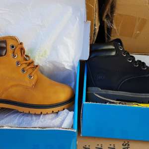 Articole contrafăcute, în valoare de peste 750.000 lei,confiscate în Portul Constanţa Sud Agigea