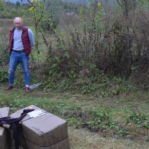 Peste 8.500 pachete țigări confiscate la frontiera de nord