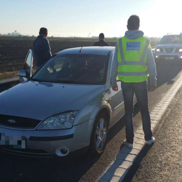 Un cetățean bulgar, arestat preventiv pentru săvârşirea infracţiunii de trafic de migranţi