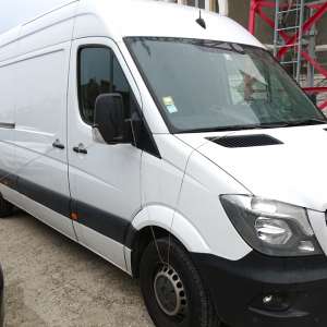 Microbuz căutat de autorităţile din Belgia, descoperit la P.T.F. Calafat