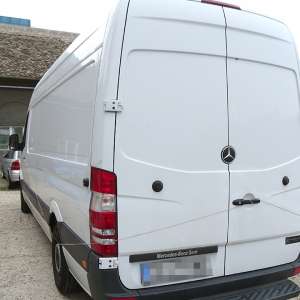 Microbuz căutat de autorităţile din Belgia, descoperit la P.T.F. Calafat