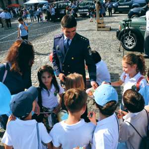 Bine ați venit în țara copilăriei