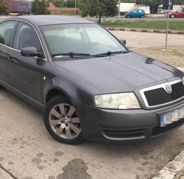 Mașină căutată de autorităţile cehe, oprită la P.T.F. Petea