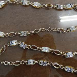 Aproximativ 500 grame de bijuterii din aur descoperite la P.T.F. Giurgiu