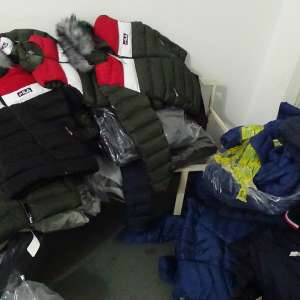 Bunuri susceptibile a fi contrafăcute, confiscate de polițiștii de frontieră giurgiuveni