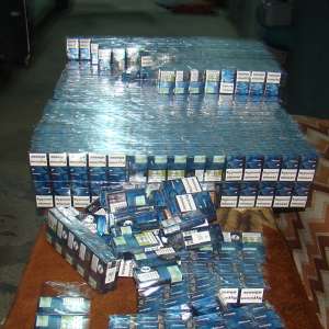 Peste 13.800 pachete cu țigări confiscate atât în Punctul de Trecere a Frontierei Siret, cât și la frontiera „verde”