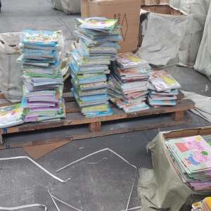 Bunuri contrafăcute, în valoare de peste 2.870.000 lei, confiscate în Portul Constanţa Sud Agigea