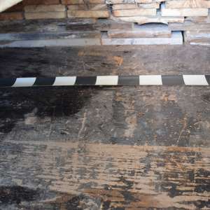 Ţigări de contrabandă ascunse prin “metoda capac” într-o autoutilitară, depistate de poliţiştii de frontieră