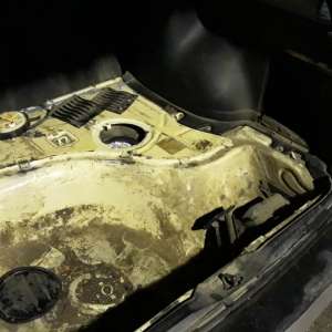 Aproximativ 8.300 de pachete de țigări, descoperite de poliţiştii de frontieră