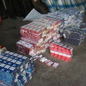 Peste 4.900 pachete cu țigări confiscate atât în Punctul de Trecere a Frontierei Siret, cât și la frontiera „verde”