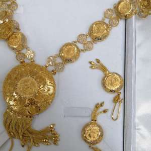 Aproximativ 3 kilograme de bijuterii, descoperite la control pe Aeroportul Cluj-Napoca