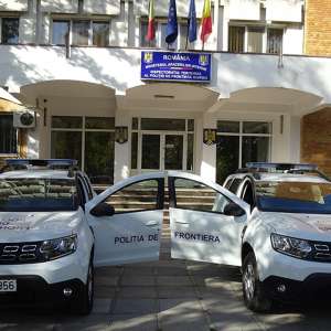 Zece autospeciale Dacia Duster au intrat în dotarea Inspectoratului Teritorial al Poliției de Frontieră Giurgiu
