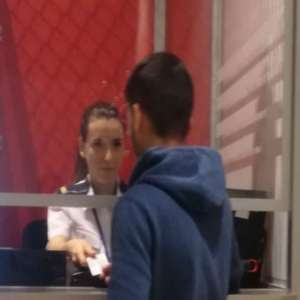 Carte de identitate franceză furată, descoperită la Punctul de Trecere a Frontierei Aeroport Iași