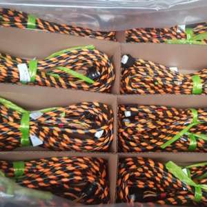 Bunuri contrafăcute, în valoare de peste 440.000 lei, confiscate în Portul Constanţa Sud Agigea