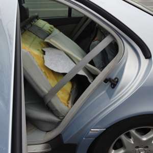 Migrant sirian ascuns în portbagajul unui autoturism, depistat la P.T.F. Giurgiu