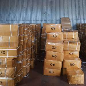 Încălţăminte şi articole vestimentare susceptibile a fi contrafăcute, confiscate în Portul Constanţa Sud Agigea