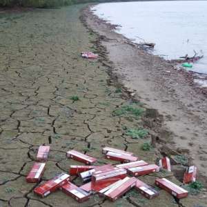 Peste 10.600 de pachete cu țigări de contrabandă,  descoperite pe Braţul Chilia al Dunării