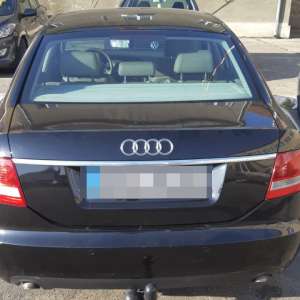 Autoturisme căutate de autorităţi, descoperite de poliţiştii de frontieră de la P.T.F. Nădlac II