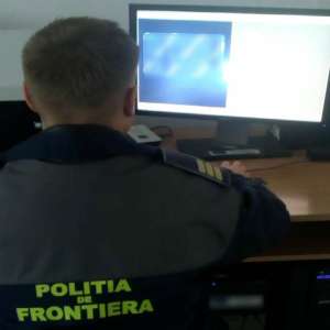 Permis de conducere fals, prezentat la control